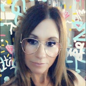 Meet your Posher, Vicki